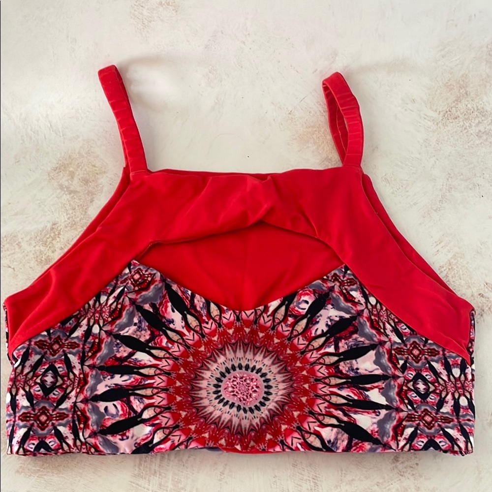 Wolven Red Pink Sleeveless Crop Graphic Tank
